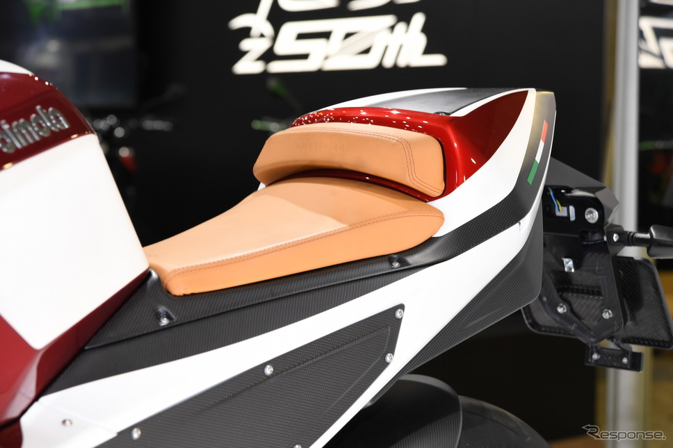 ビモータ KB4(東京モーターサイクルショー2022)《写真撮影 安藤貴史》