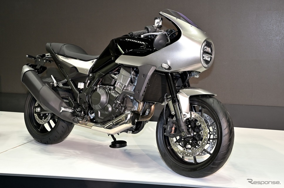 ホンダ ホーク11(東京モーターサイクルショー2022)《写真撮影 雪岡直樹》