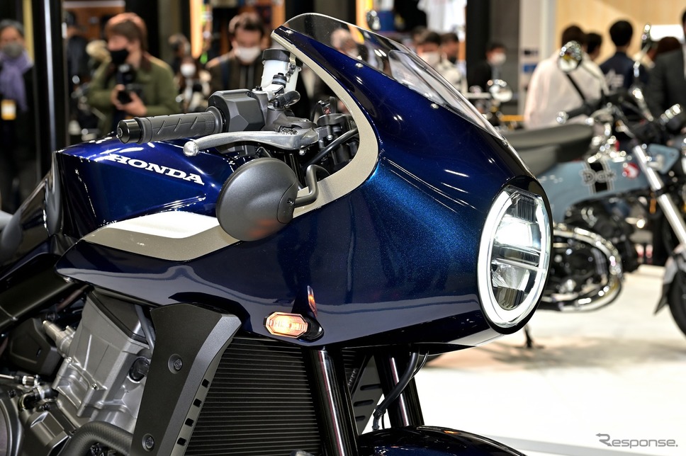 ホンダ ホーク11(東京モーターサイクルショー2022)《写真撮影 雪岡直樹》