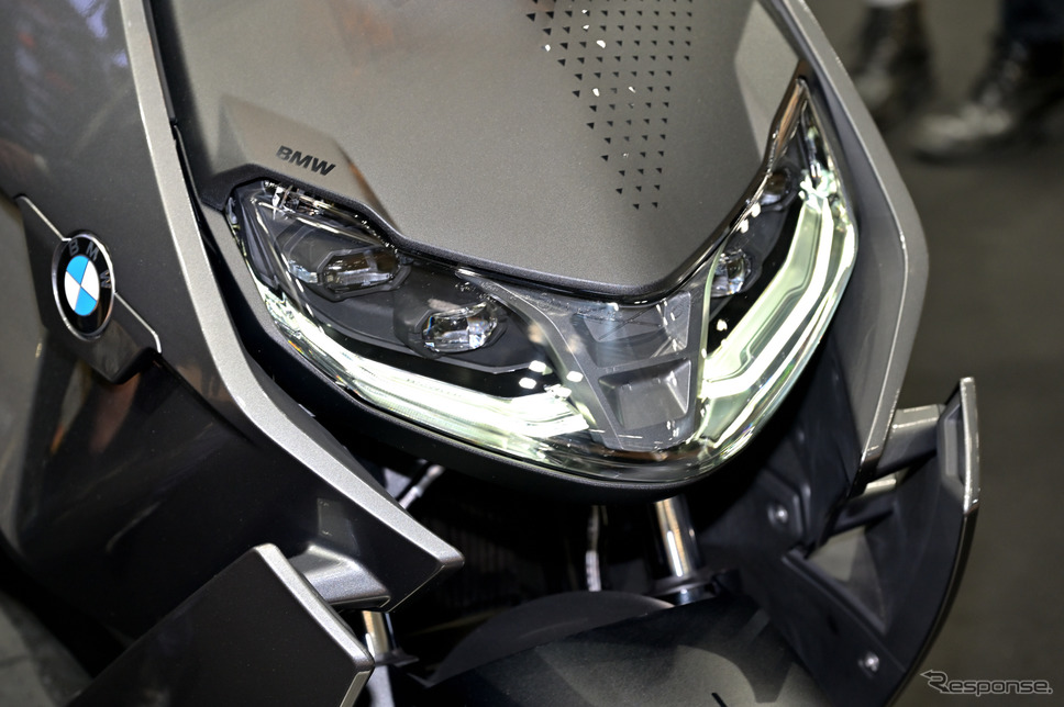 BMW CE 04(東京モーターサイクルショー2022)《写真撮影 雪岡直樹》