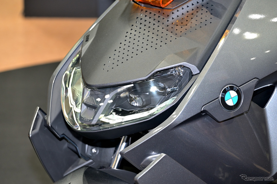 BMW CE 04(東京モーターサイクルショー2022)《写真撮影 雪岡直樹》