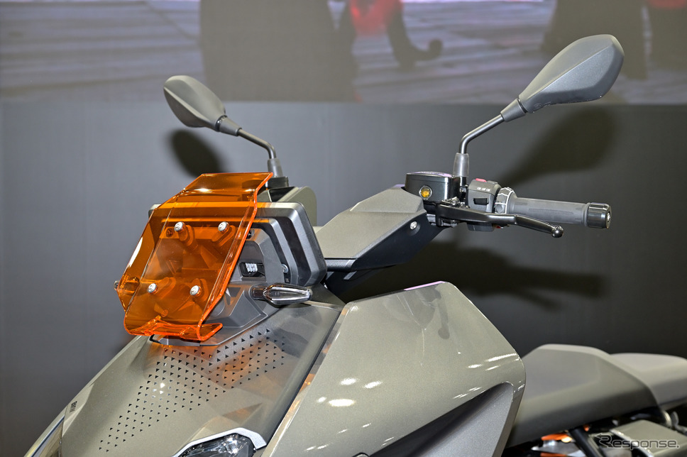BMW CE 04(東京モーターサイクルショー2022)《写真撮影 雪岡直樹》