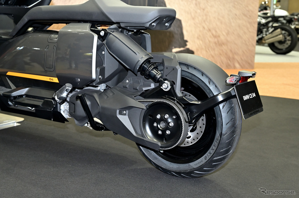 BMW CE 04(東京モーターサイクルショー2022)《写真撮影 雪岡直樹》