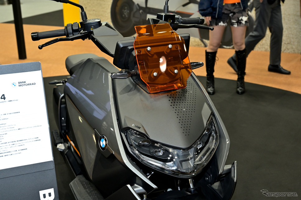 BMW CE 04(東京モーターサイクルショー2022)《写真撮影 雪岡直樹》