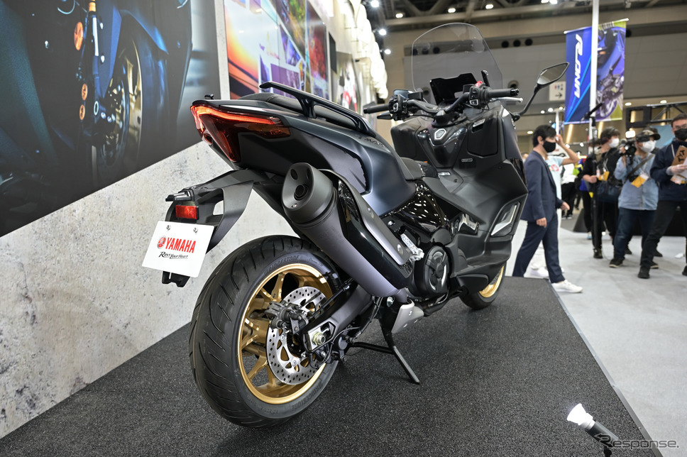 ヤマハ TMAX 新型(東京モーターサイクルショー2022)《写真撮影 雪岡直樹》