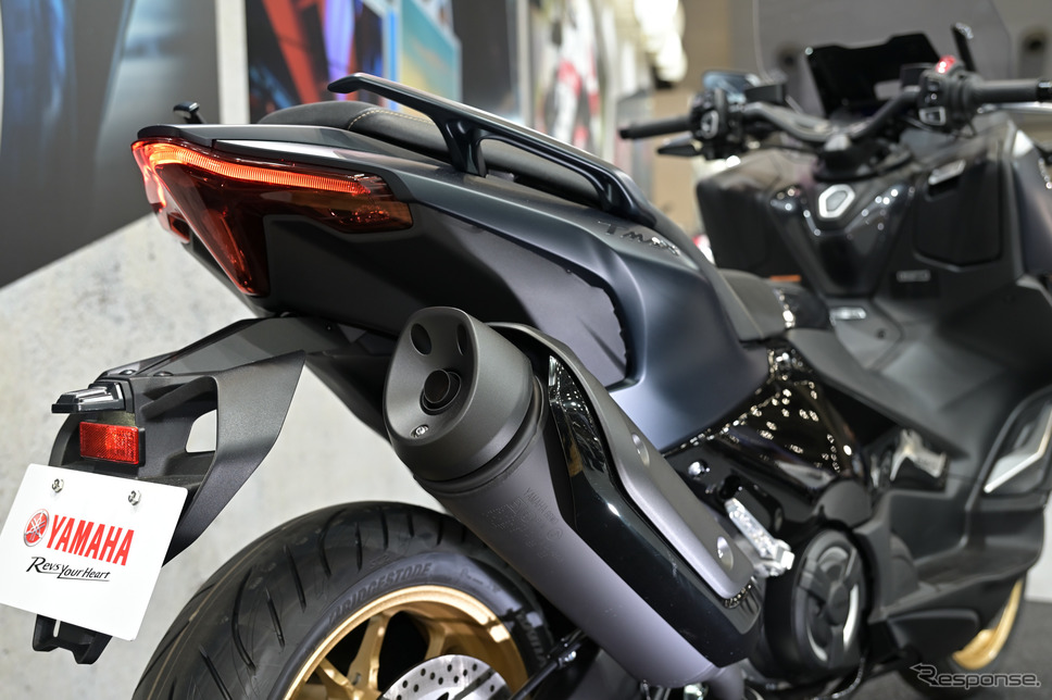 ヤマハ TMAX 新型(東京モーターサイクルショー2022)《写真撮影 雪岡直樹》