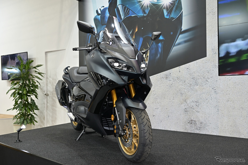 ヤマハ TMAX 新型(東京モーターサイクルショー2022)《写真撮影 雪岡直樹》