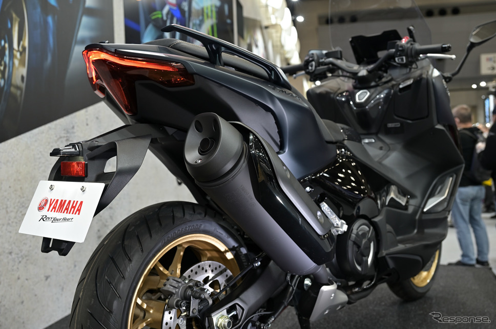ヤマハ TMAX 新型(東京モーターサイクルショー2022)《写真撮影 雪岡直樹》