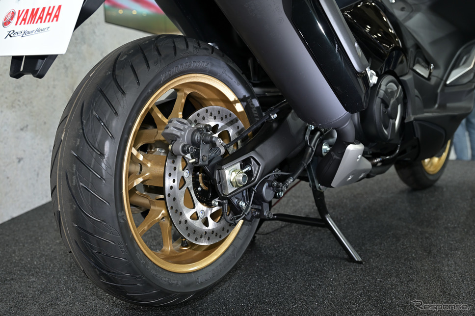 ヤマハ TMAX 新型(東京モーターサイクルショー2022)《写真撮影 雪岡直樹》