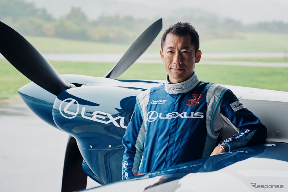 エアレース・パイロット室屋義秀選手(c)LEXUS PATHFINDER AIR RACING Yusuke Kashiwazaki(c)Taro Imahara PATHFINDER