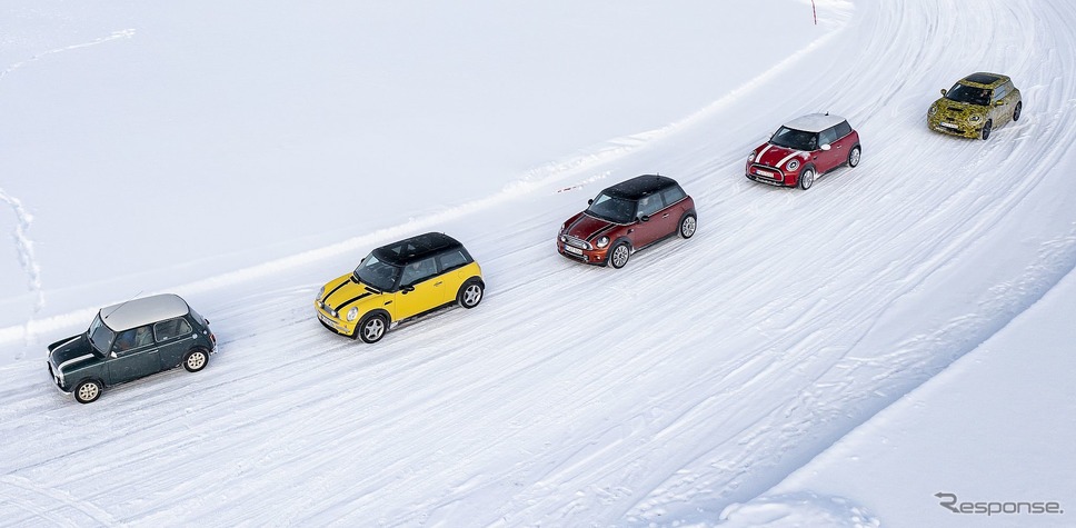MINI ハッチバック 次期型のEVプロトタイプと歴代モデル《photo by MINI》