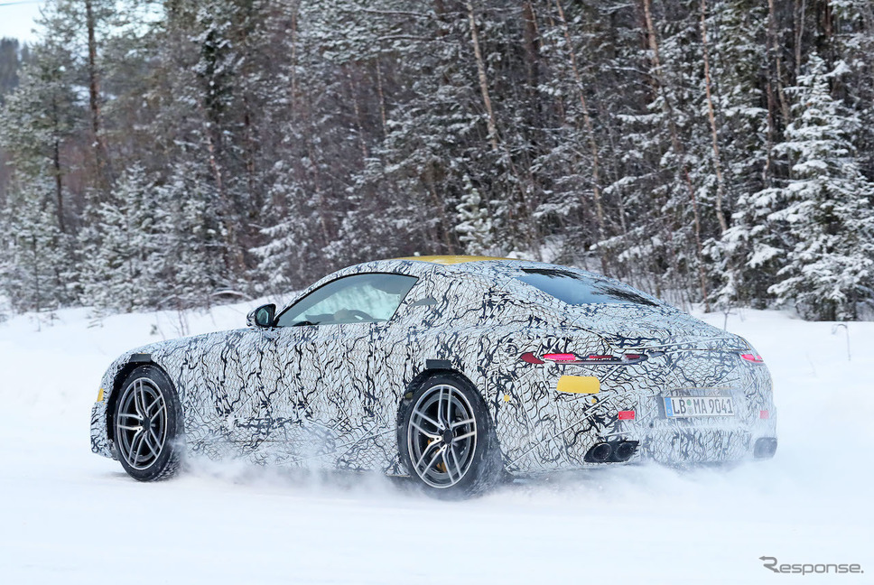 メルセデス AMG GT 次期型プロトタイプ (スクープ写真)《APOLLO NEWS SERVICE》