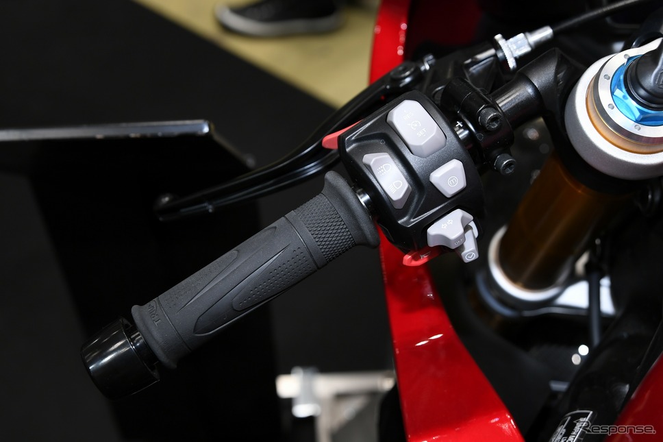 トライアンフ スピードトリプル1200RR(東京モーターサイクルショー2022)《写真撮影 安藤貴史》