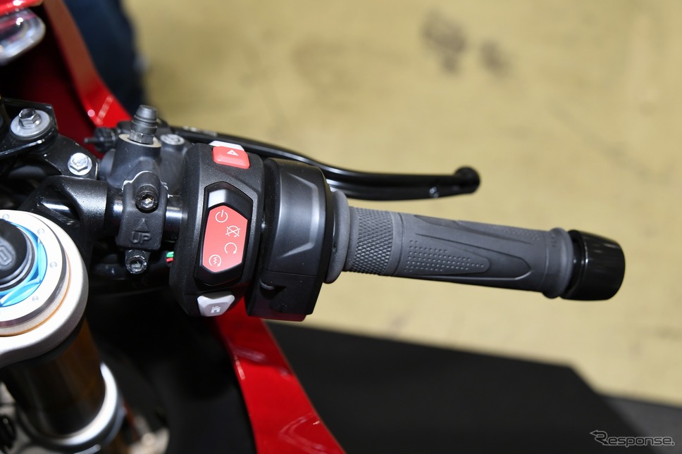 トライアンフ スピードトリプル1200RR(東京モーターサイクルショー2022)《写真撮影 安藤貴史》
