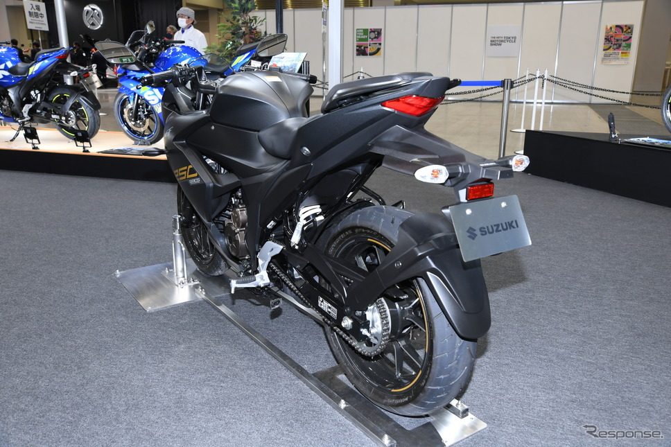 スズキ ジクサーSF250(東京モーターサイクルショー2022)《写真撮影 安藤貴史》