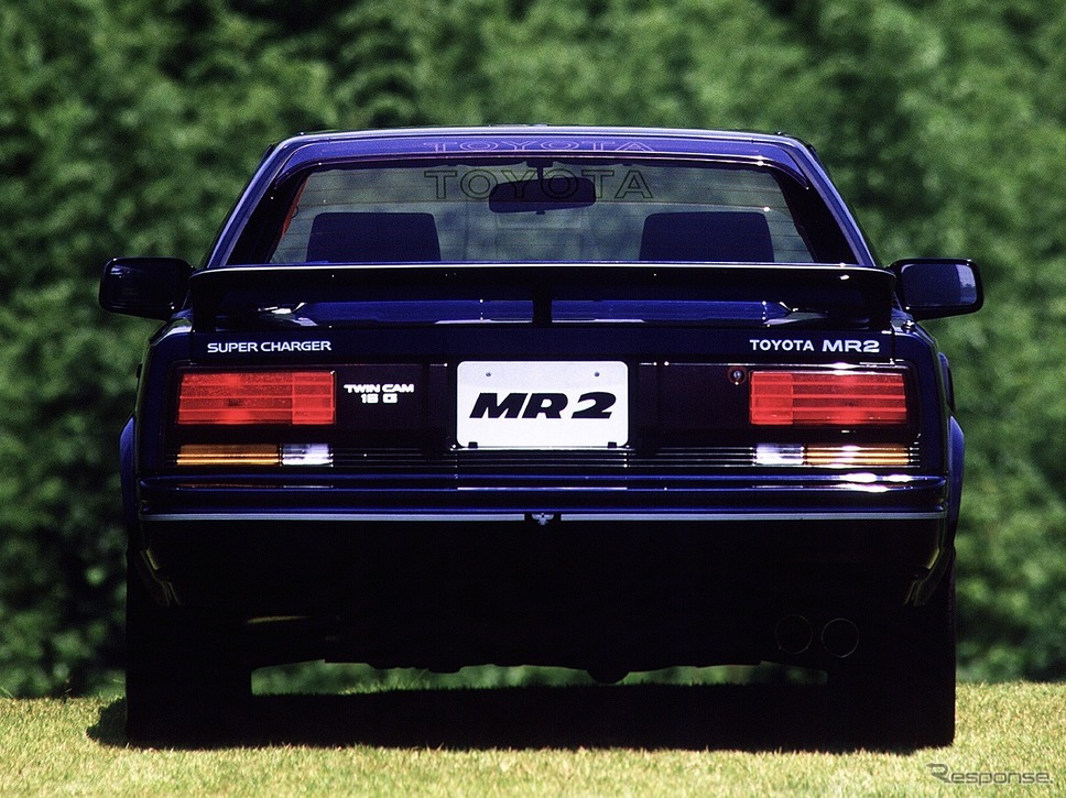 MR2／1986.08　G-Limited スーパーチャージャー Tバールーフ《写真提供 トヨタ自動車》