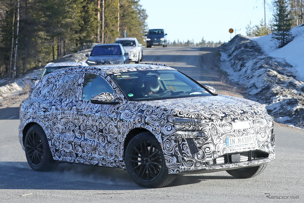 アウディ RS Q6 e-tron プロトタイプ(スクープ写真)《APOLLO NEWS SERVICE》