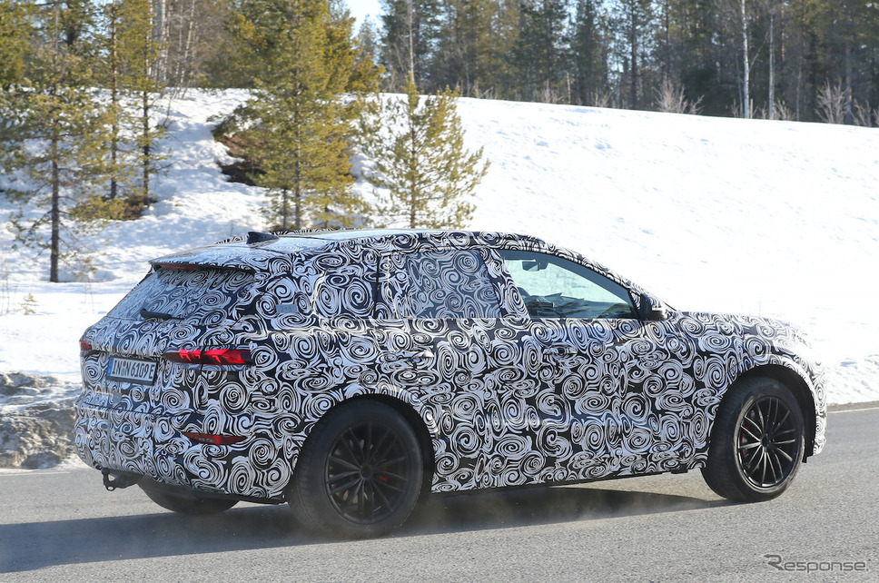 アウディ RS Q6 e-tron プロトタイプ(スクープ写真)《APOLLO NEWS SERVICE》