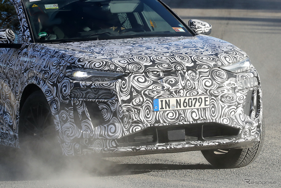 アウディ RS Q6 e-tron プロトタイプ(スクープ写真)《APOLLO NEWS SERVICE》