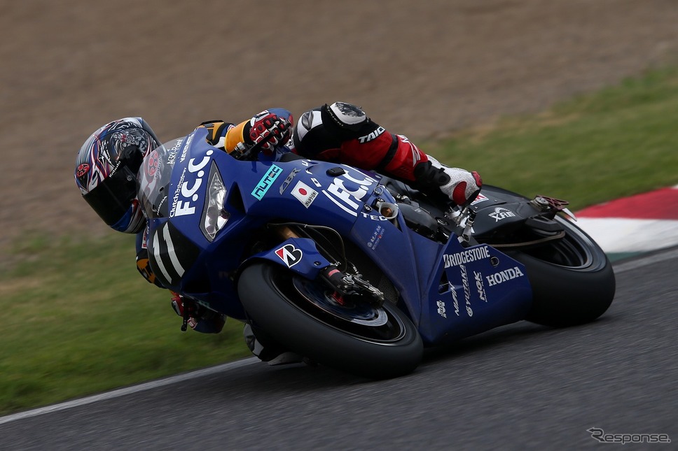 2012年 鈴鹿8耐優勝車両「F.C.C. TSR Honda（CBR1000RR）」《写真提供 ホンダモビリティランド》