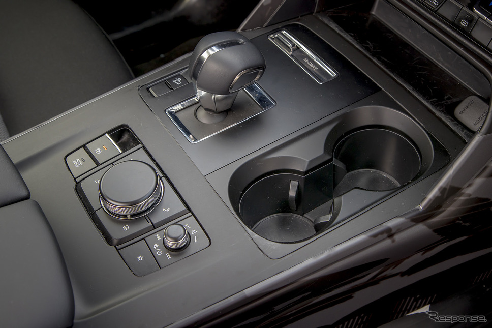 マツダ CX-60 e-SKYACTIV D(欧州仕様 プロトタイプ)《写真提供 マツダ》