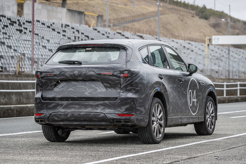 マツダ CX-60 e-SKYACTIV D(欧州仕様 プロトタイプ)《写真提供 マツダ》