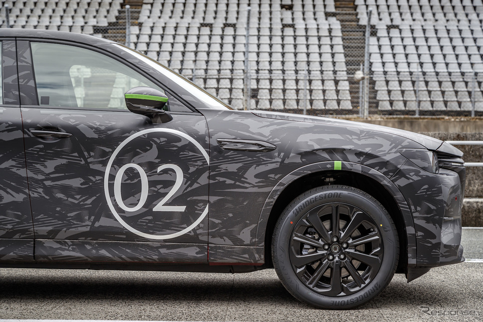 マツダ CX-60 e-SKYACTIV PHEV(欧州仕様プロトタイプ)《写真提供 マツダ》