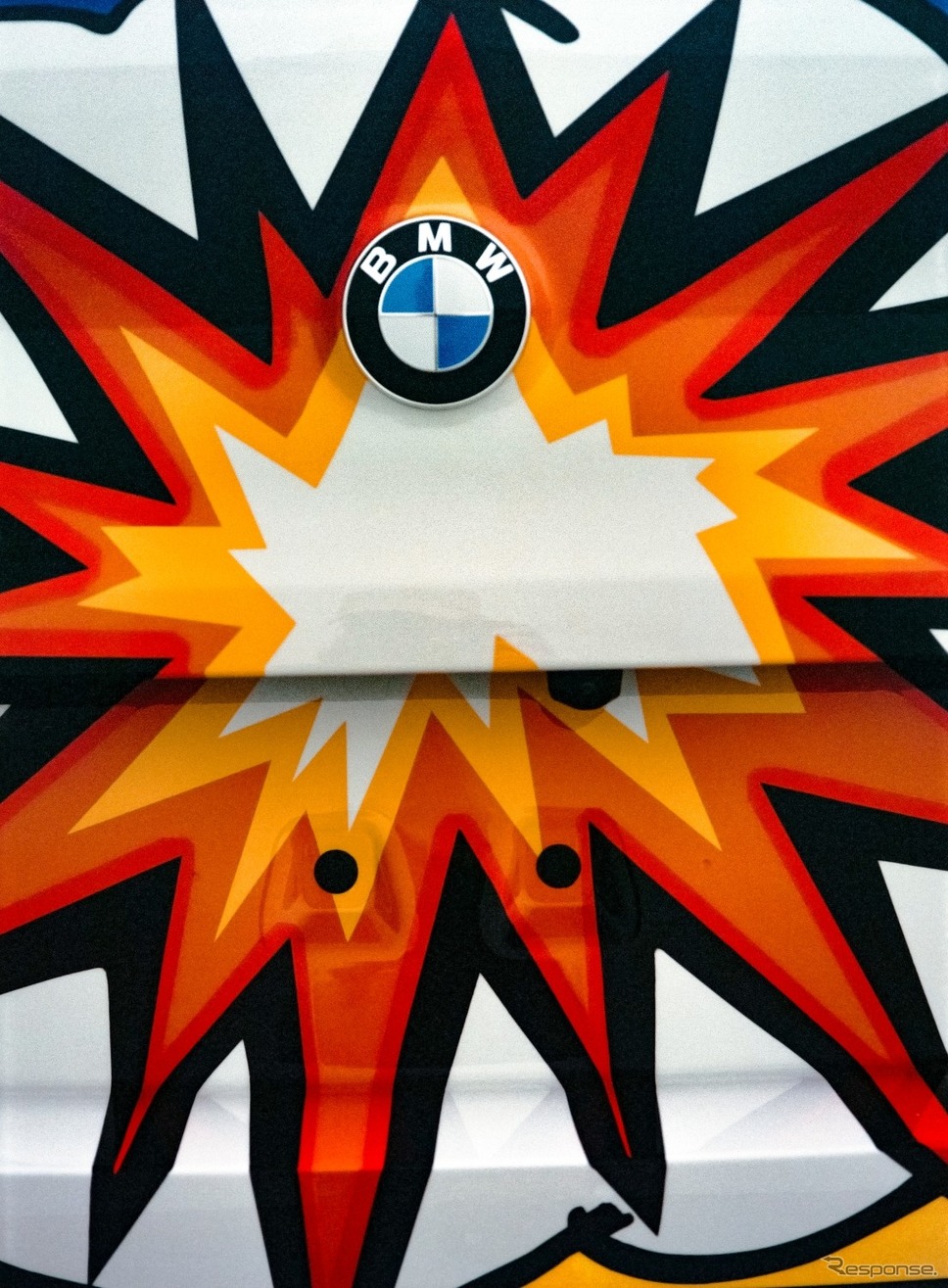 BMW THE 8 X JEFF KOONS《photo by BMW》