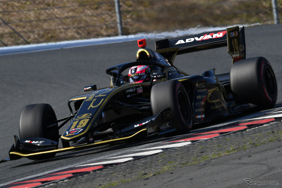 開幕戦4位の#19 関口雄飛(carenex TEAM IMPUL)《(c) JRP》