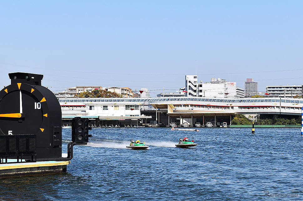 阪神電車 尼崎センタープール前駅北側にあるボートレース尼崎《写真撮影 GA》