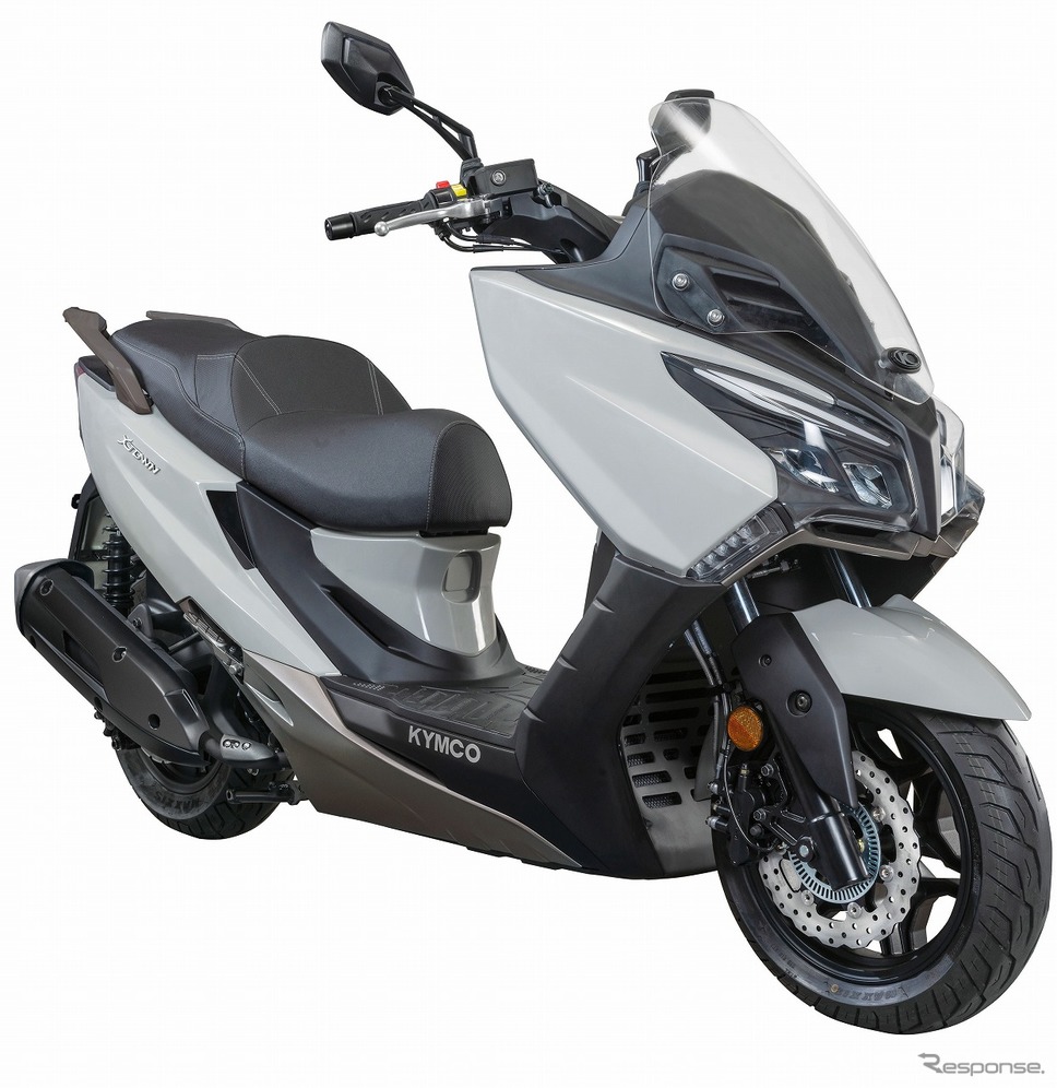 キムコ・X-タウン CT125(グレー)《写真提供 キムコジャパン》