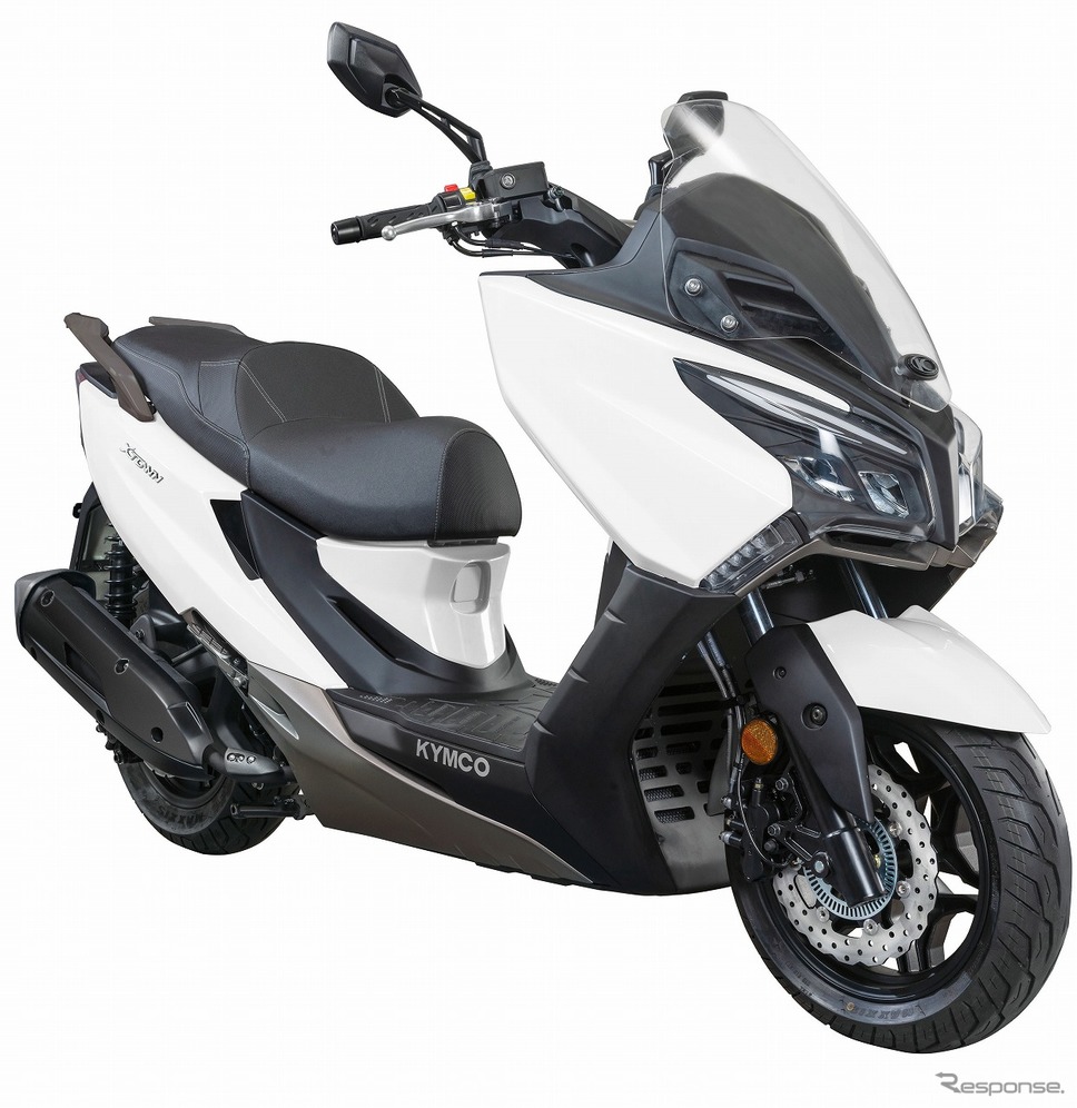 キムコ・X-タウン CT250(パーリーホワイト)《写真提供 キムコジャパン》