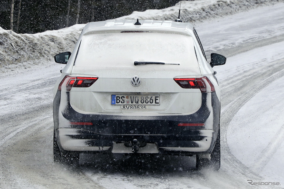 VW ティグアン 次期型 EVモデル（スクープ写真）《APOLLO NEWS SERVICE》