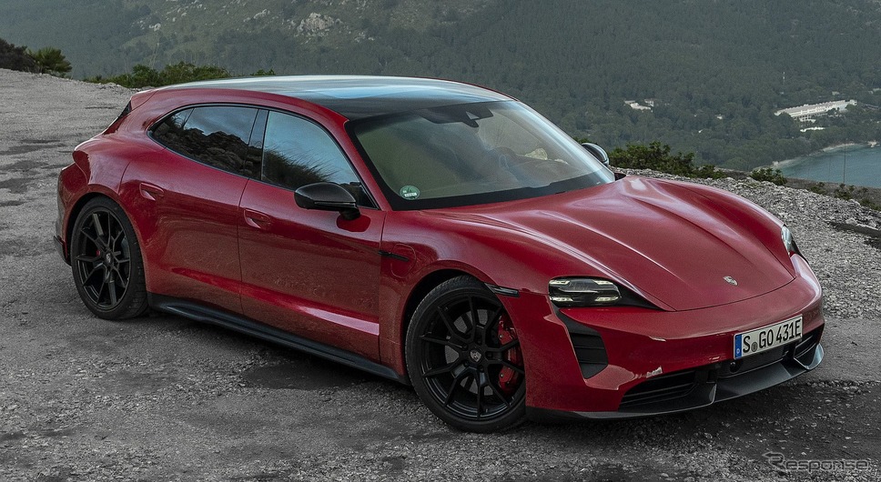 ポルシェ・タイカン・スポーツツーリスモ《photo by Porsche》