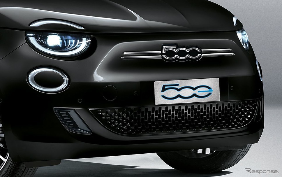フィアット 500 新型の「ラ・プリマbyボチェッリ」《photo by Fiat》