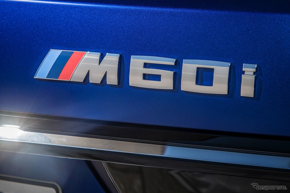 BMW X7 改良新型の「M60i xDrive」《photo by BMW》