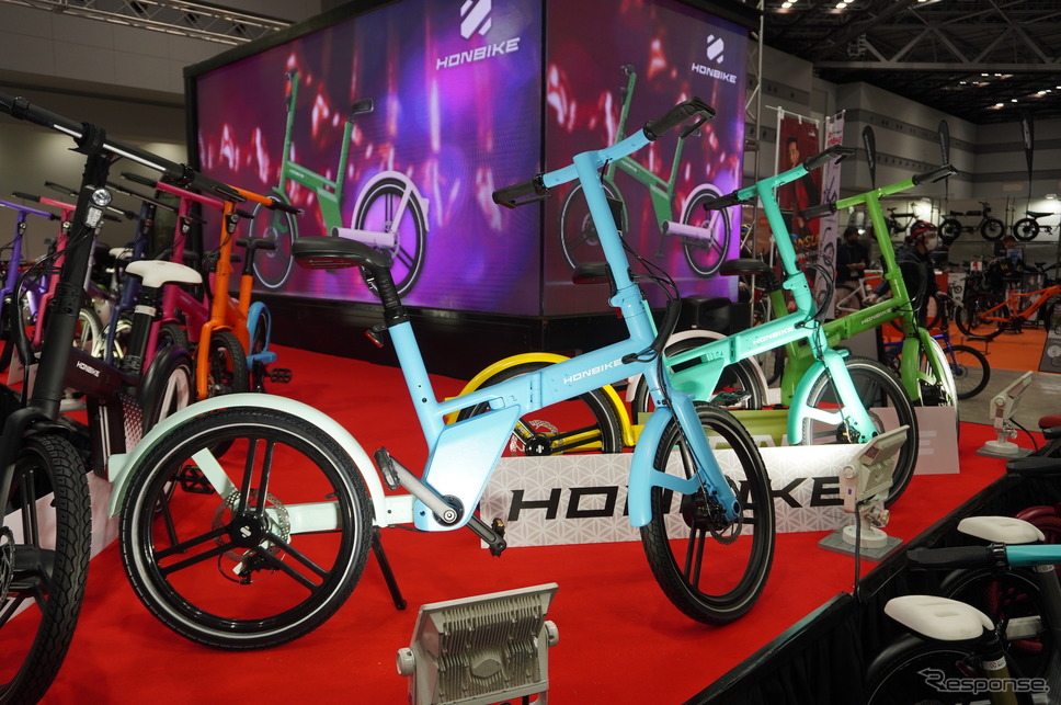 HONBIKE《写真撮影 宮崎壮人》