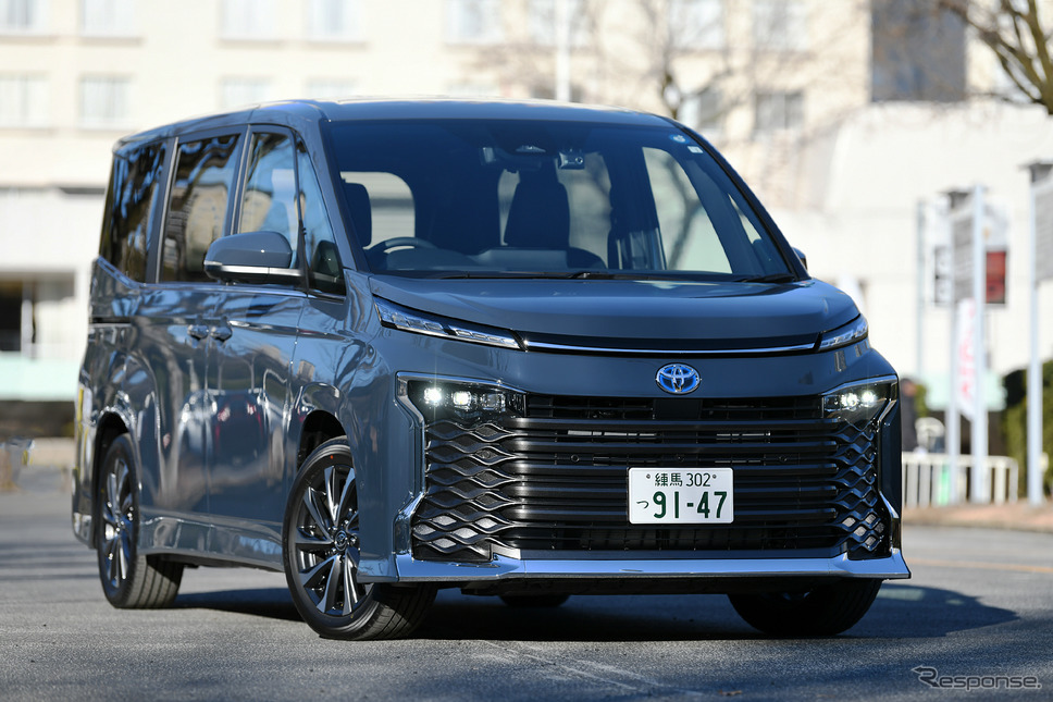 トヨタ・ヴォクシー新型《写真撮影 中野英幸》