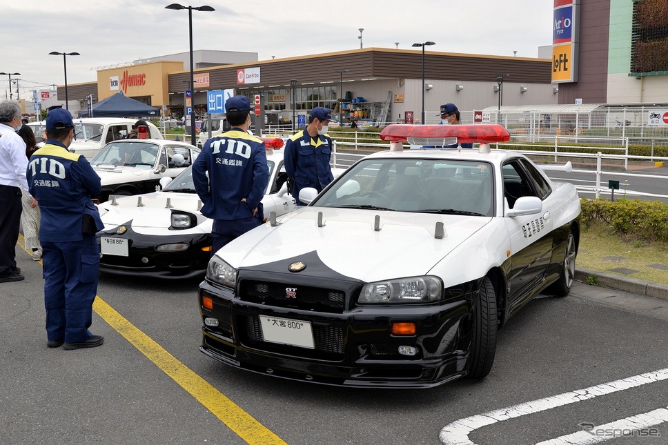 アリオ上尾 昭和平成なつかしオールドカー展示会《写真撮影 嶽宮三郎》