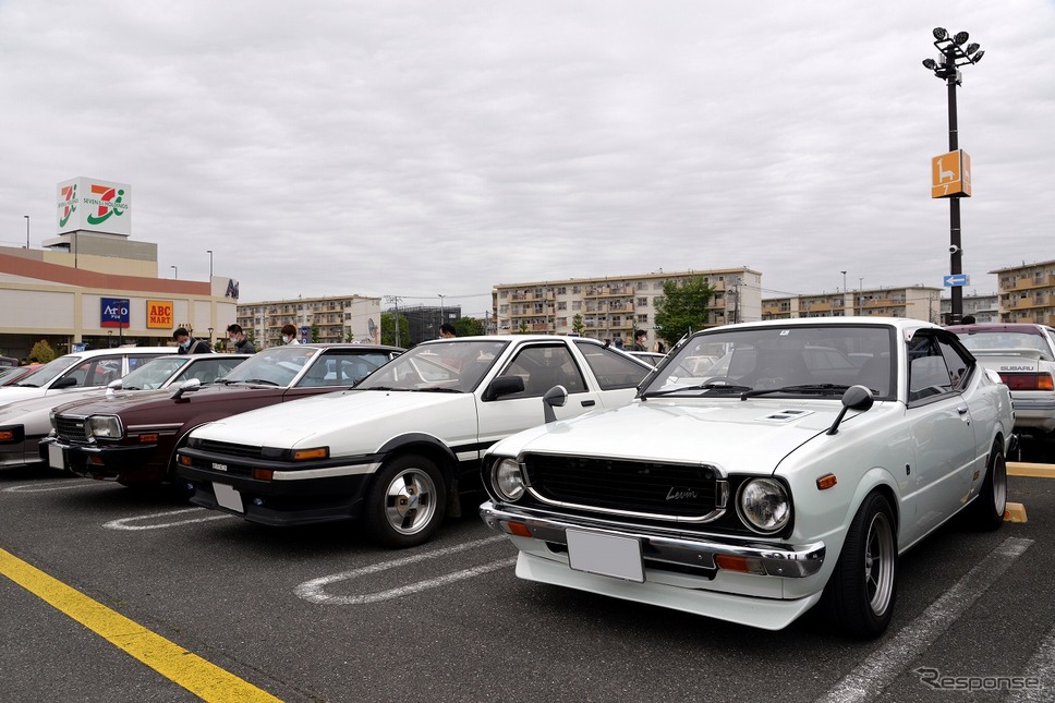 アリオ上尾 昭和平成なつかしオールドカー展示会《写真撮影 嶽宮三郎》