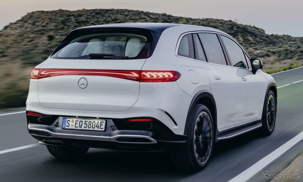 メルセデスベンツ EQS SUV の「AMGライン」《photo by Mercedes-Benz》