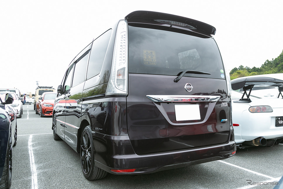 日産 セレナ × ヴェルサス《PHOTO:豊崎 仁》