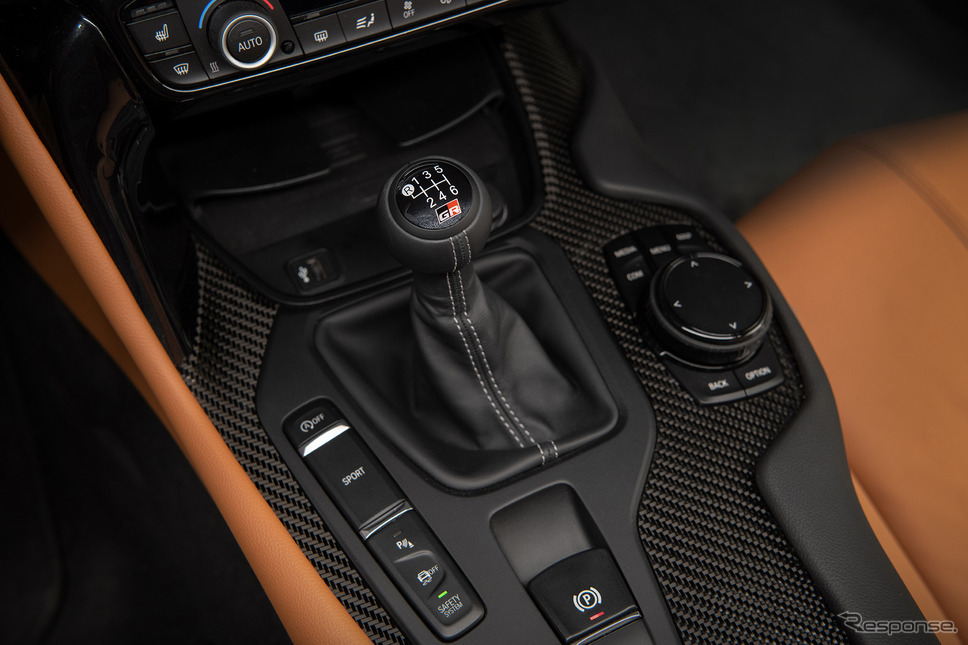 トヨタ GRスープラに待望のMTが登場。写真は米国仕様のプロトタイプ《写真提供 トヨタ自動車》