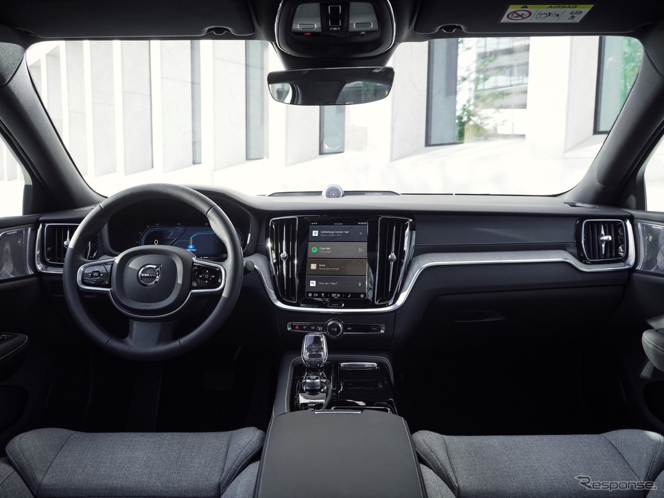 ボルボS60リチャージ《photo by Volvo》