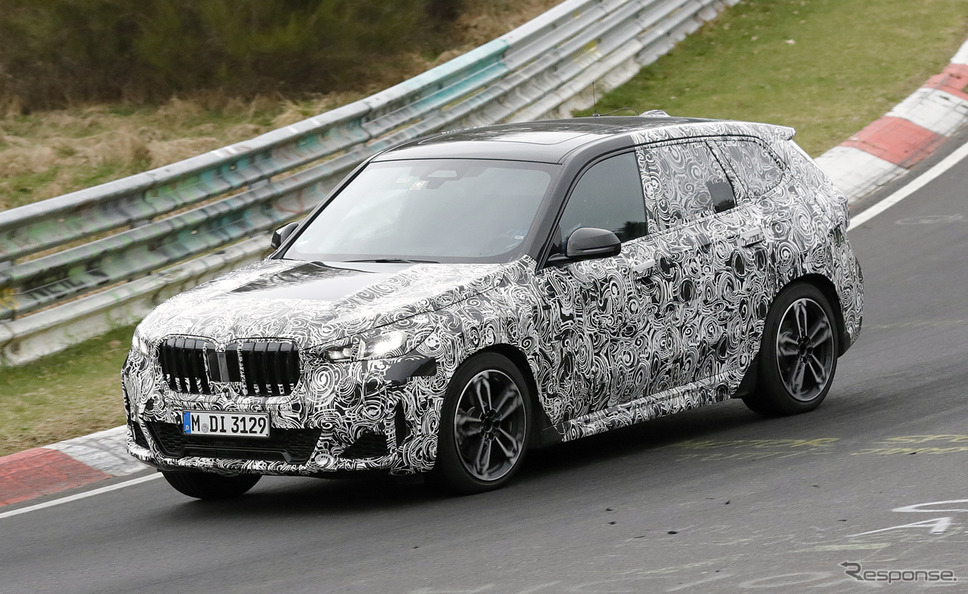 BMW X1 次期型プロトタイプ(スクープ写真)《APOLLO NEWS SERVICE》