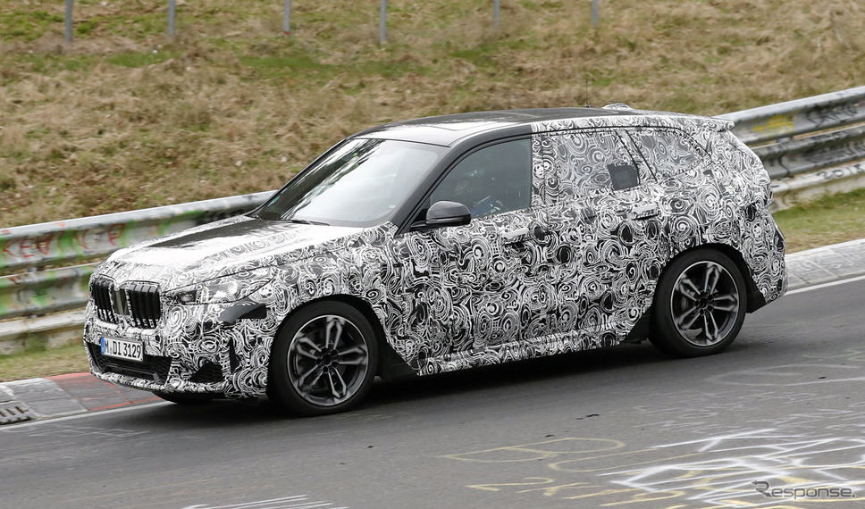 BMW X1 次期型プロトタイプ(スクープ写真)《APOLLO NEWS SERVICE》
