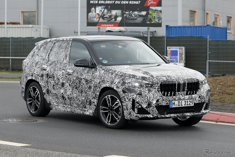 BMW X1 次期型プロトタイプ(スクープ写真)《APOLLO NEWS SERVICE》