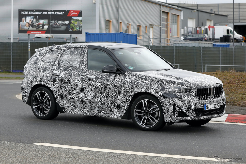 BMW X1 次期型プロトタイプ(スクープ写真)《APOLLO NEWS SERVICE》