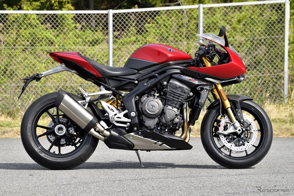トライアンフ スピードトリプル1200RR《写真撮影 雪岡直樹》