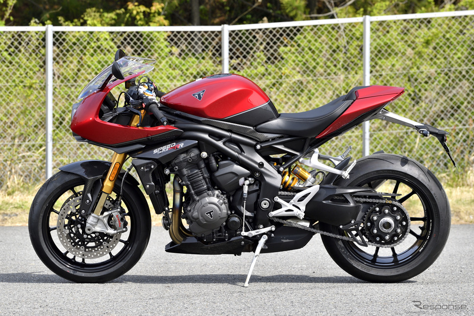 トライアンフ スピードトリプル1200RR《写真撮影 雪岡直樹》